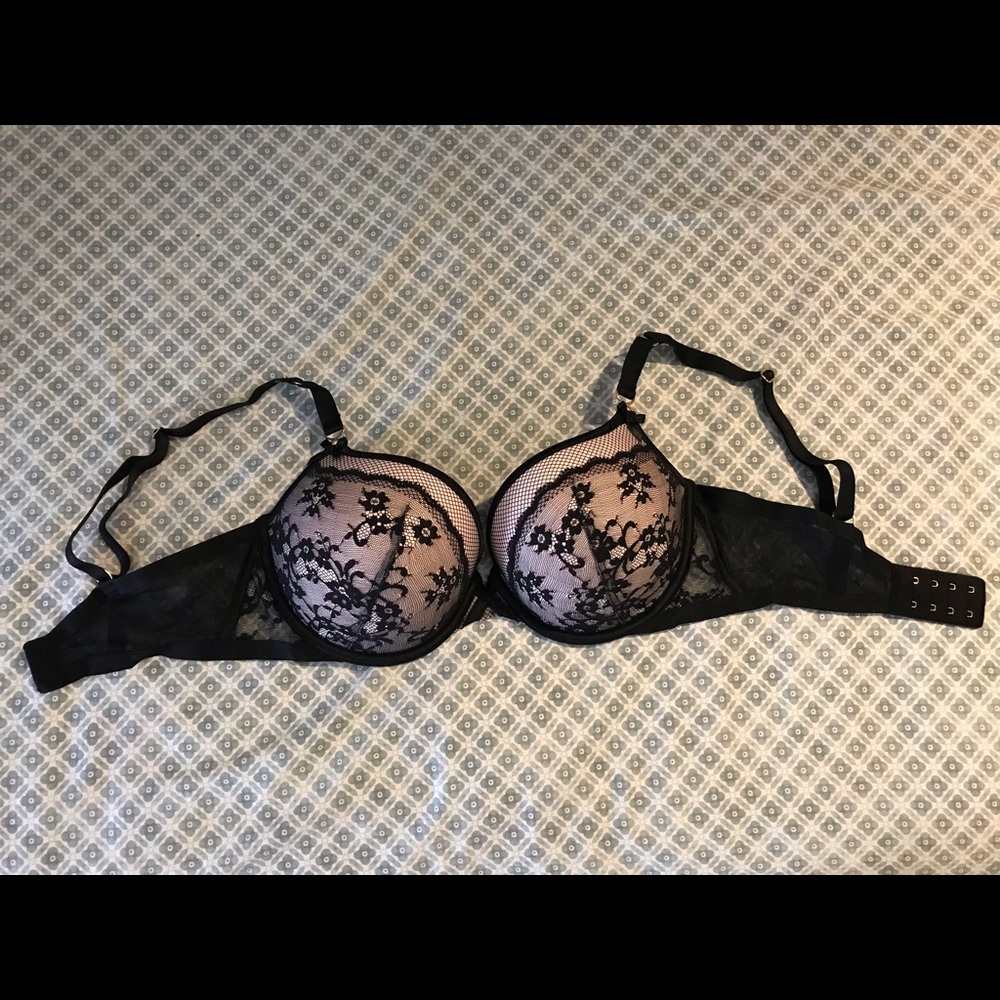 34 DD Victoria Secret padded Demi